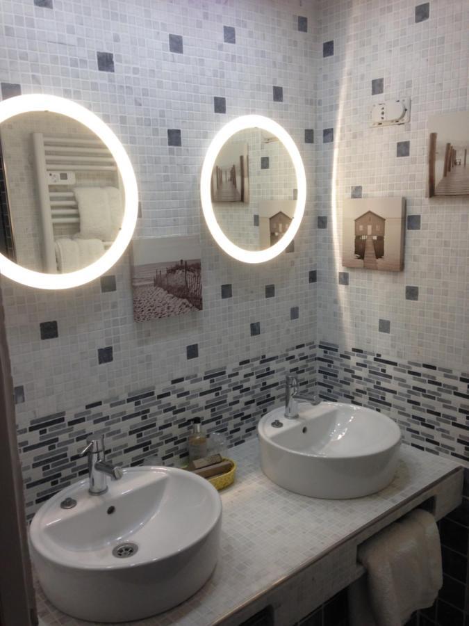 L'Hotel Le Cheval Noir Moret-sur-Loing Ngoại thất bức ảnh