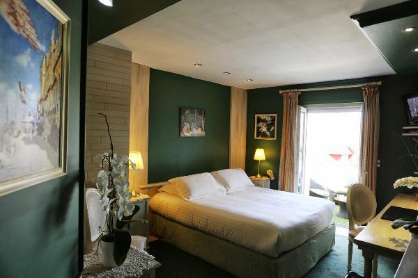 L'Hotel Le Cheval Noir Moret-sur-Loing Ngoại thất bức ảnh
